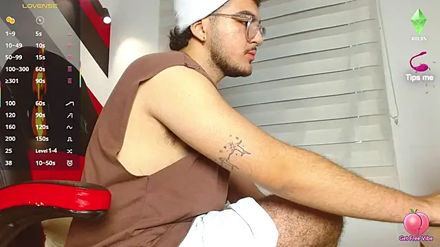 Snapshot of Zac_Golden chatting on 05/07/26, 11:57 Zac Golden online show from 05/07/26, 11:57