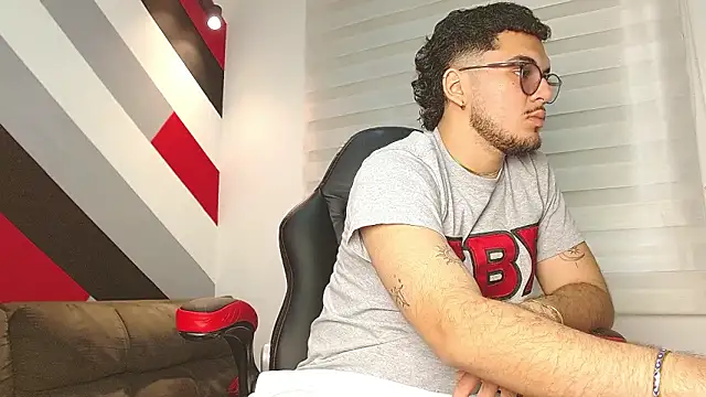 Zac Golden online show from 02/15/26, 06:18