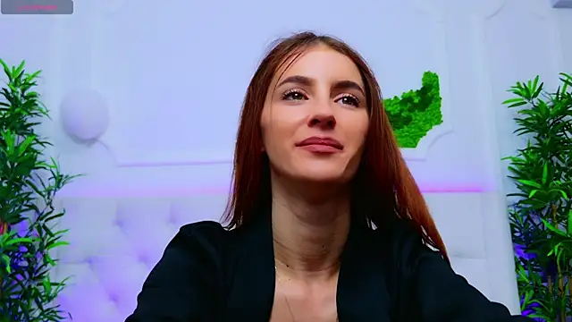 ElisaCharm online show from 10/24/25, 04:33