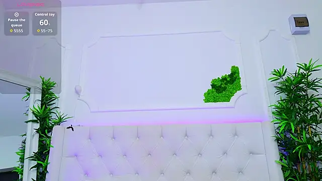 ElisaCharm online show from 11/24/25, 03:50