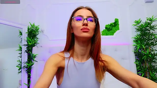 ElisaCharm online show from 11/13/25, 05:11