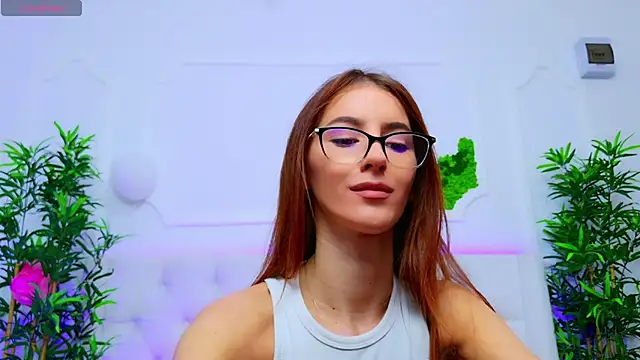 ElisaCharm online show from 10/27/25, 04:57