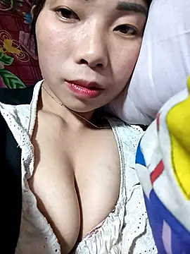 mekaka00 online show from 02/10/26, 01:54