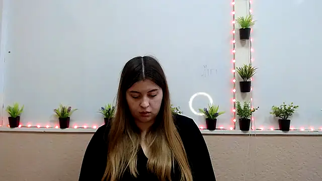 Amber  Glow online show from 10/22/25, 11:09
