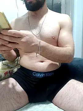 lazzzz09 online show from 12/02/25, 12:44