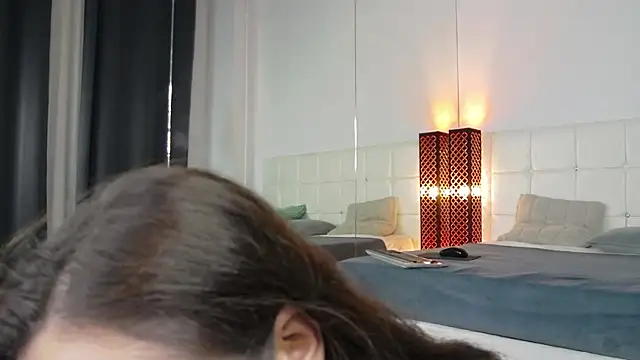 KarinaSparks online show from 11/06/25, 08:35