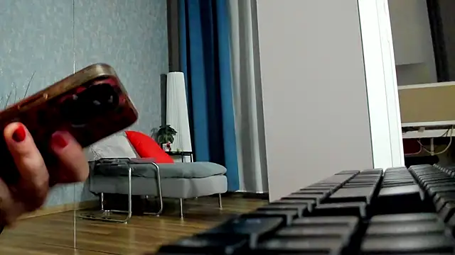 KarinaSparks online show from 12/14/25, 06:02