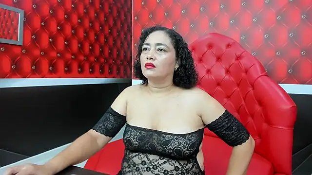 Bianca Millf online show from 11/17/25, 04:05