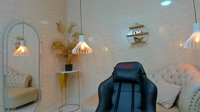 Bianca Millf online show from 05/30/26, 04:08