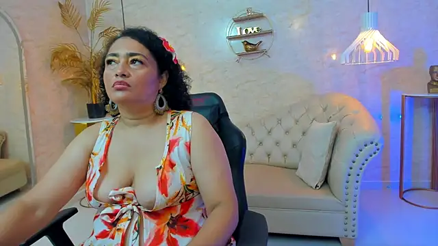 Bianca Millf online show from 05/29/26, 04:07