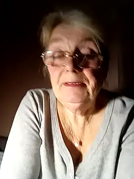 AmyLove353 online show from 10/26/25, 07:58