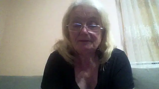 AmyLove353 online show from 06/30/26, 08:53