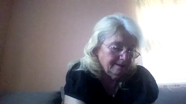 AmyLove353 online show from 06/11/26, 03:25