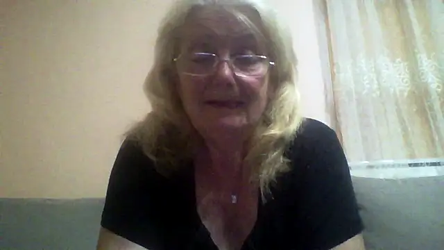 AmyLove353 online show from 06/29/26, 08:52