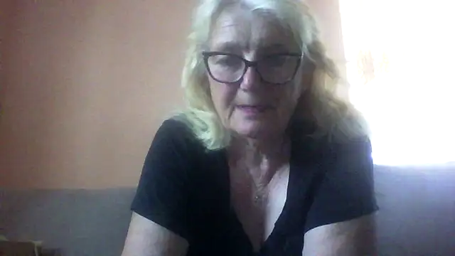 AmyLove353 online show from 06/27/26, 03:34