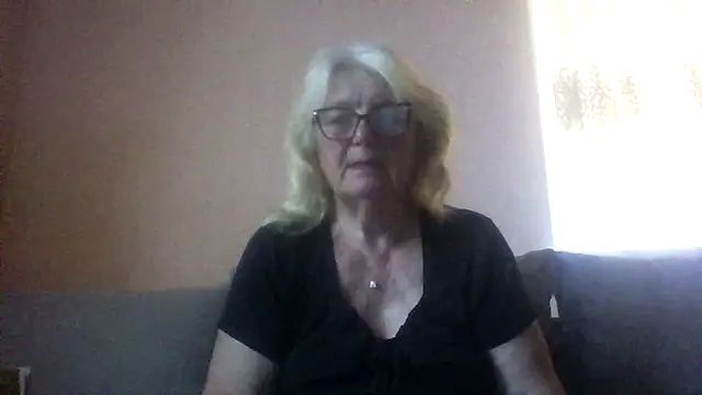 AmyLove353 online show from 06/28/26, 03:13
