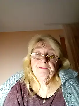 AmyLove353 online show from 11/04/25, 04:16