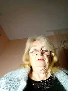 AmyLove353 online show from 11/12/25, 08:23