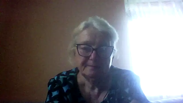 AmyLove353 online show from 06/12/26, 04:54
