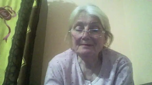 Snapshot of AmyLove353 chatting on 03/22/26, 10:00 AmyLove353 online show from 03/22/26, 10:00