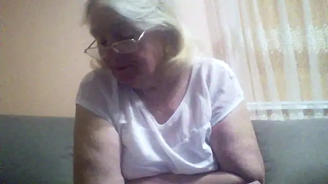 AmyLove353 online show from 04/30/26, 08:38