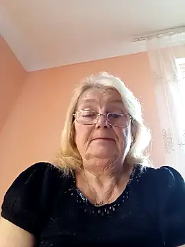 AmyLove353 online show from 11/17/25, 11:36