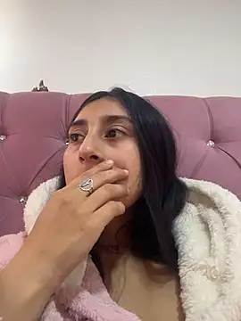 Violeet-Smith online show from 02/08/26, 05:43