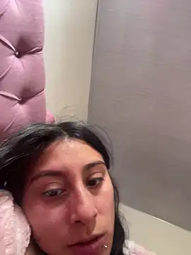 Violeet-Smith online show from 02/17/26, 01:41