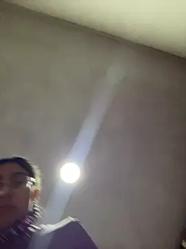 Violeet-Smith online show from 02/14/26, 03:40