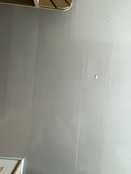 Violeet-Smith online show from 12/17/25, 04:34