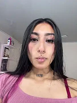 Violeet-Smith online show from 11/13/25, 09:08