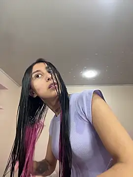 Violeet-Smith online show from 10/30/25, 02:04