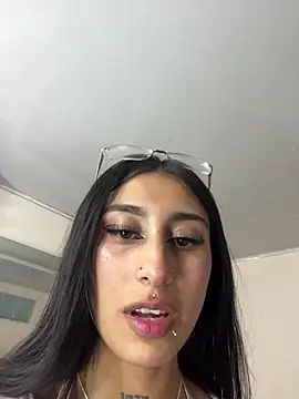 Violeet-Smith online show from 11/15/25, 10:03