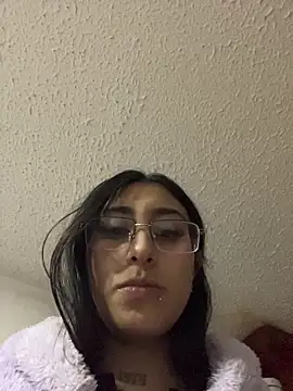 Violeet-Smith online show from 02/25/26, 03:51