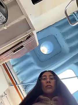 Violeet-Smith online show from 02/10/26, 01:32