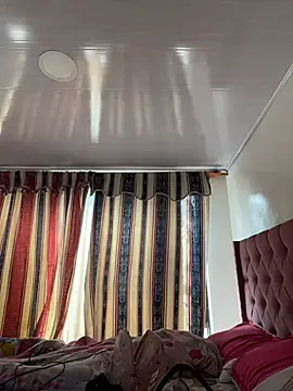 Violeet-Smith online show from 02/07/26, 02:58