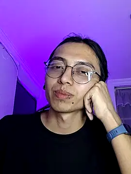 Snapshot of _Astrea_ chatting on 02/04/26, 09:21 Astrea online show from 02/04/26, 09:21