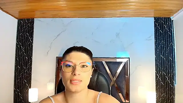 AlexaLaenz online show from 01/10/26, 11:49