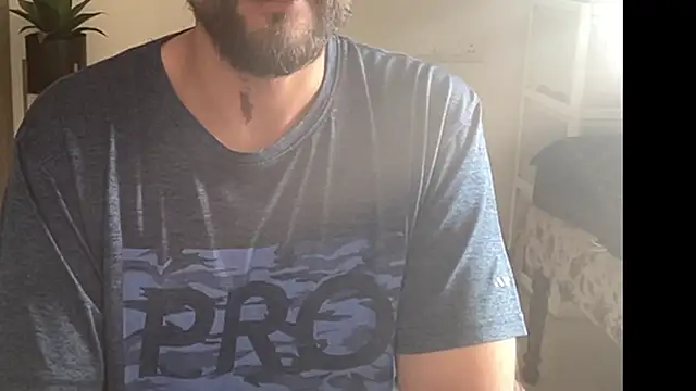 Snapshot of MakeMeAwareAah chatting on 12/14/25, 09:37 MakeMeAwareAah online show from 12/14/25, 09:37