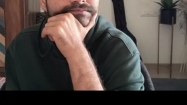 Snapshot of MakeMeAwareAah chatting on 01/12/26, 05:14 MakeMeAwareAah online show from 01/12/26, 05:14