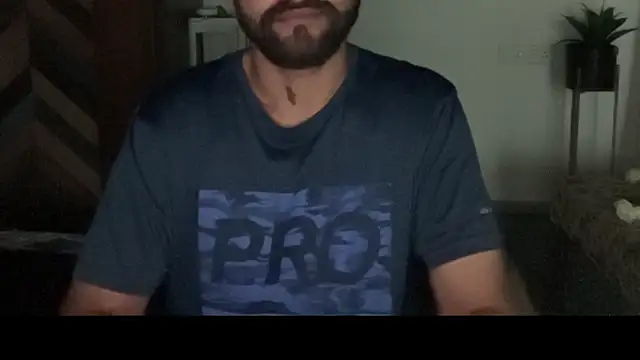 Snapshot of MakeMeAwareAah chatting on 11/28/25, 03:23 MakeMeAwareAah online show from 11/28/25, 03:23