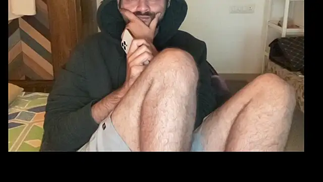 Snapshot of MakeMeAwareAah chatting on 12/15/25, 03:51 MakeMeAwareAah online show from 12/15/25, 03:51