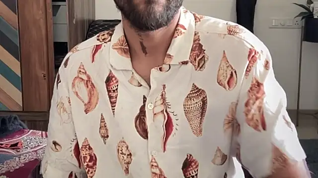 Snapshot of MakeMeAwareAah chatting on 01/10/26, 07:04 MakeMeAwareAah online show from 01/10/26, 07:04