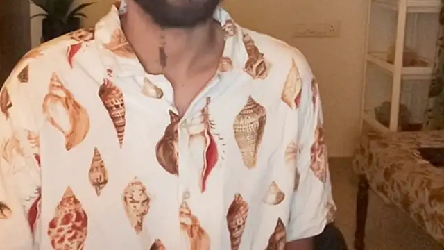 Snapshot of MakeMeAwareAah chatting on 12/18/25, 06:12 MakeMeAwareAah online show from 12/18/25, 06:12