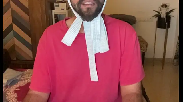 Snapshot of MakeMeAwareAah chatting on 01/07/26, 05:51 MakeMeAwareAah online show from 01/07/26, 05:51