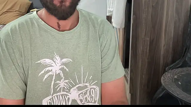 Snapshot of MakeMeAwareAah chatting on 04/13/26, 02:54 MakeMeAwareAah online show from 04/13/26, 02:54