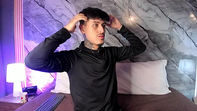 enzorodriguezz online show from 11/11/25, 12:55