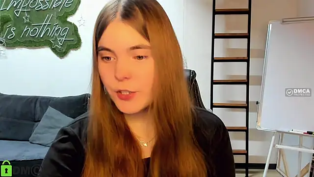 Snapshot of MiraaBloom chatting on 02/08/26, 02:26 MiraaBloom online show from 02/08/26, 02:26