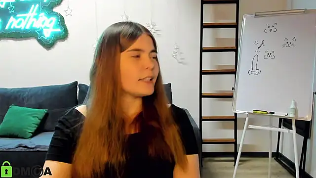 Snapshot of MiraaBloom chatting on 01/12/26, 02:24 MiraaBloom online show from 01/12/26, 02:24