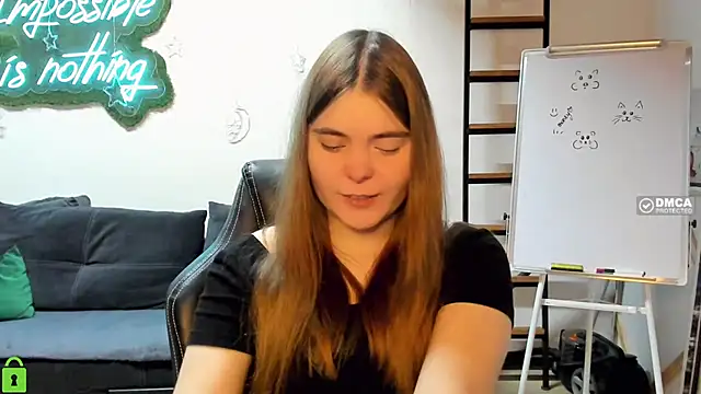 Snapshot of MiraaBloom chatting on 01/18/26, 02:20 MiraaBloom online show from 01/18/26, 02:20